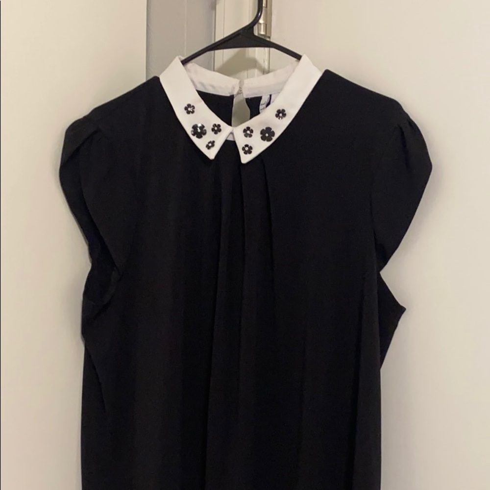 Elle detailed top 💕